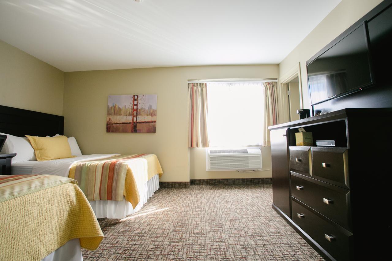 Hotel The Sleepy Owl Fort Frances Exterior foto